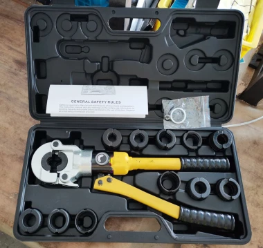 Hydrauliczne narzędzie do zaciskania złączek wielowarstwowych (profile TH/U) – 16-32mm, 10T